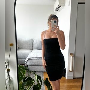 size small black bodycon dress